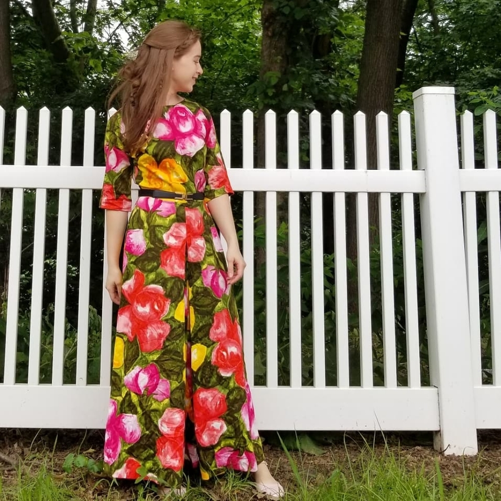 S| Hawaiian floral jumpsuit